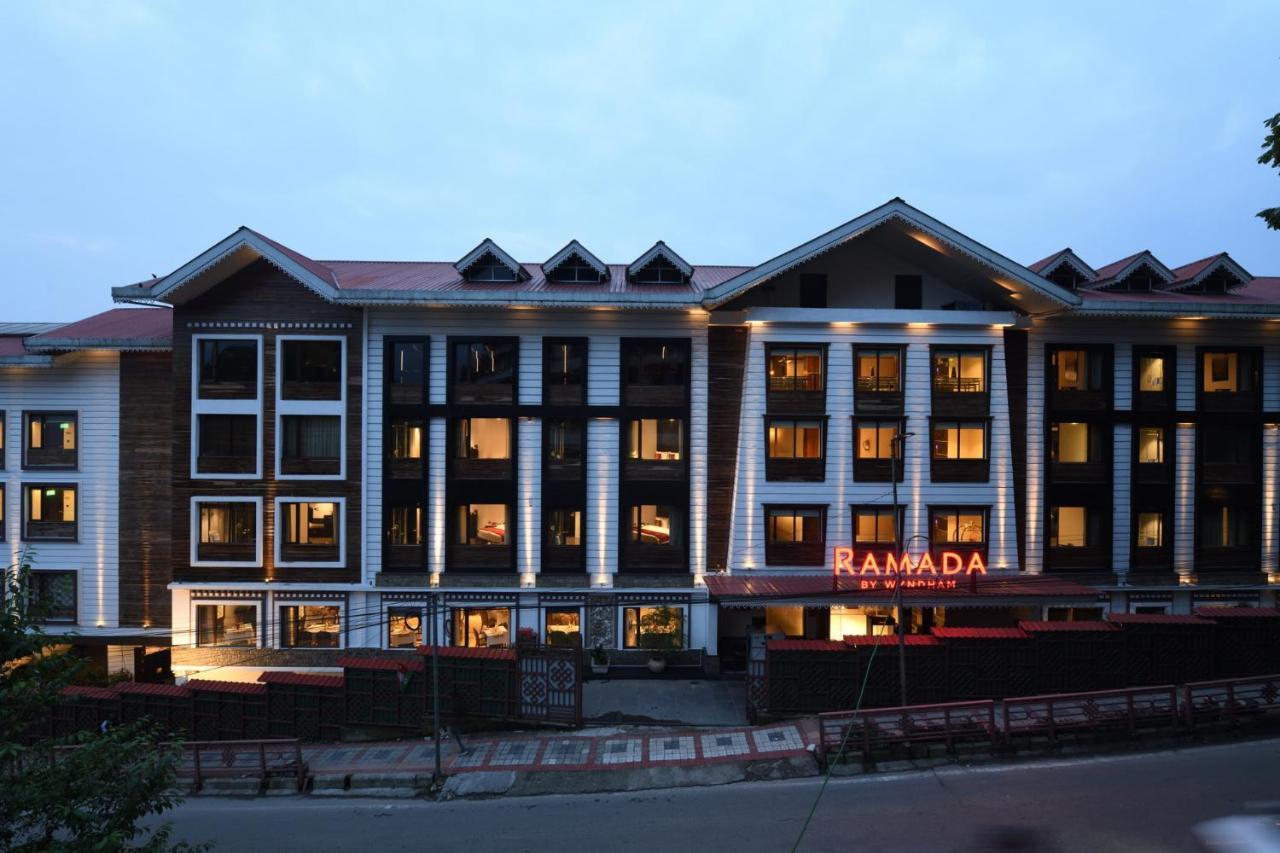 Ramada By Wyndham Gangtok Hotel & Casino Golden Екстериор снимка